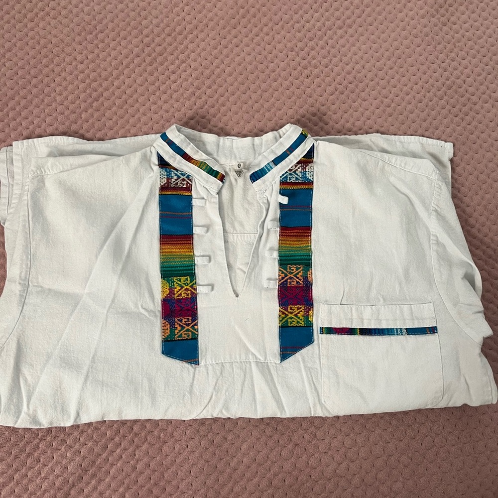 Traditional cotton shirt
